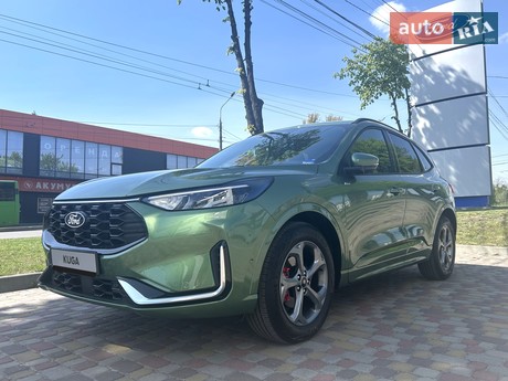 Ford Kuga 2025