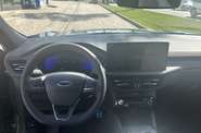 Ford Kuga - фото 16