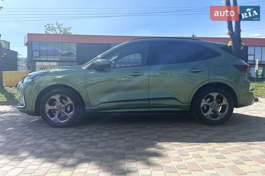 Ford Kuga - фото 4