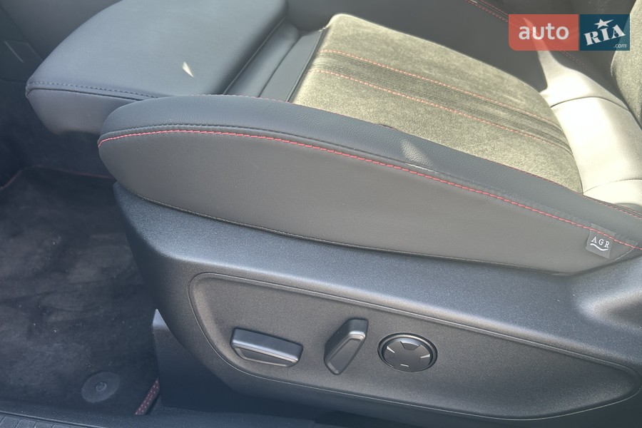 Ford Kuga - фото 14