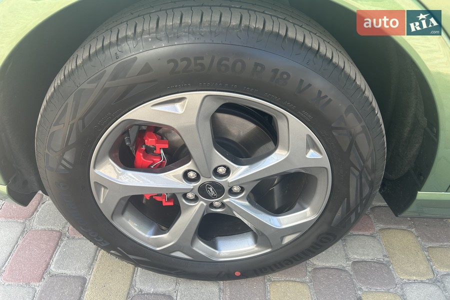 Ford Kuga - фото 25