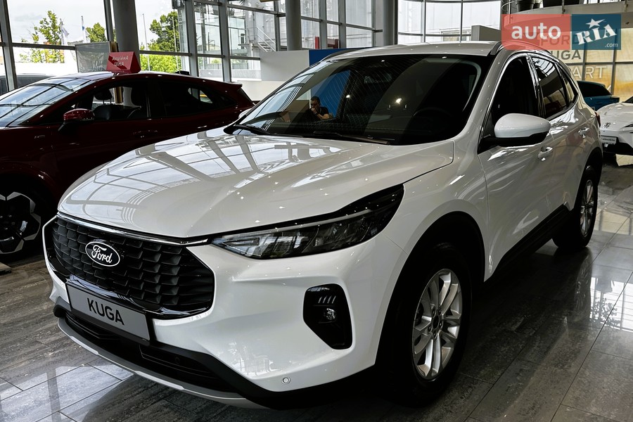 Ford Kuga - фото 1