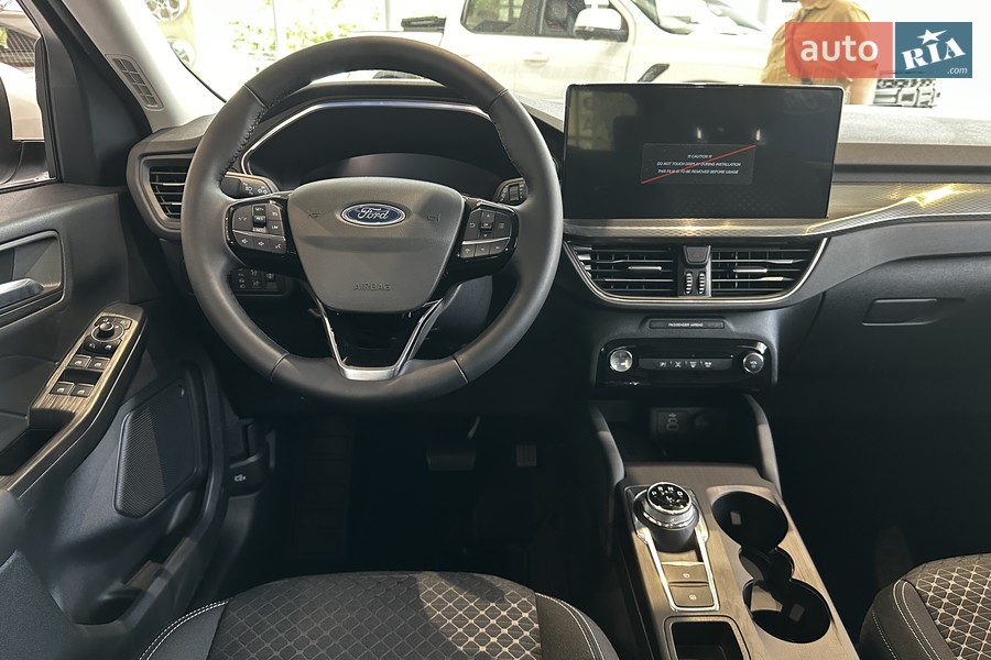 Ford Kuga - фото 17