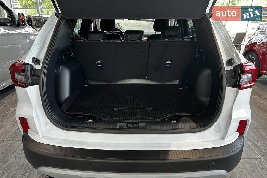 Ford Kuga - фото 6