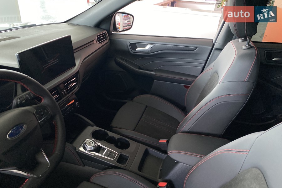 Ford Kuga - фото 19