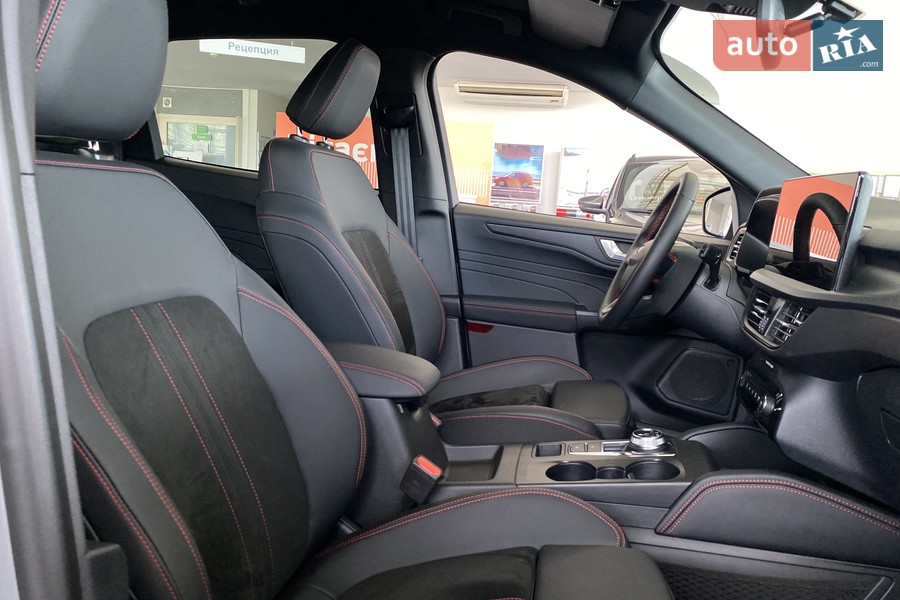 Ford Kuga - фото 18