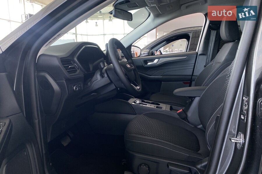 Ford Kuga - фото 21