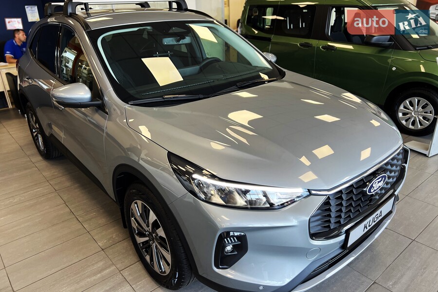 Ford Kuga - фото 1
