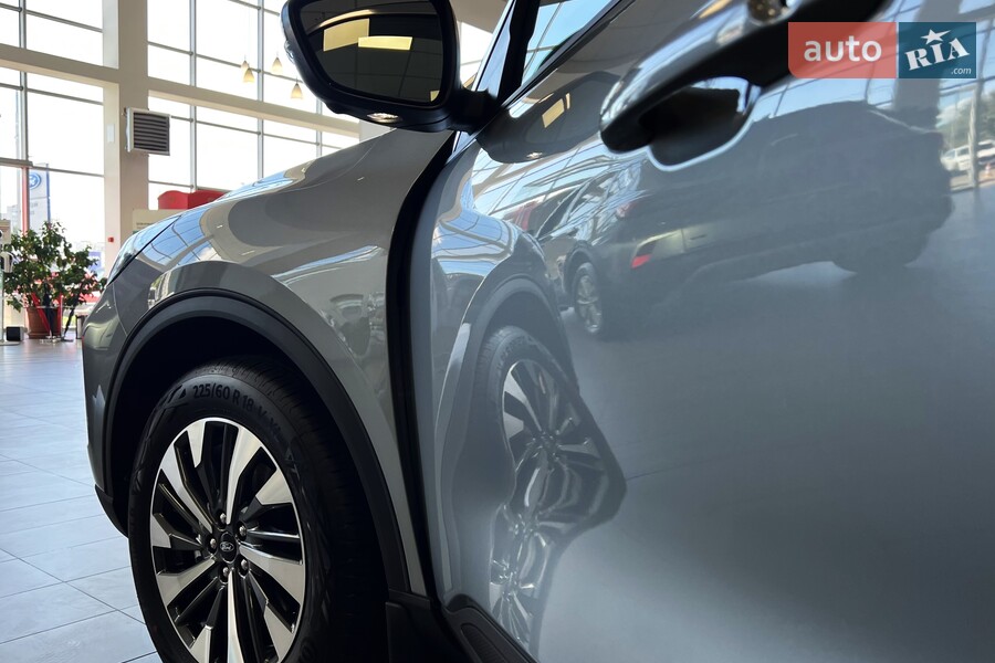 Ford Kuga - фото 8