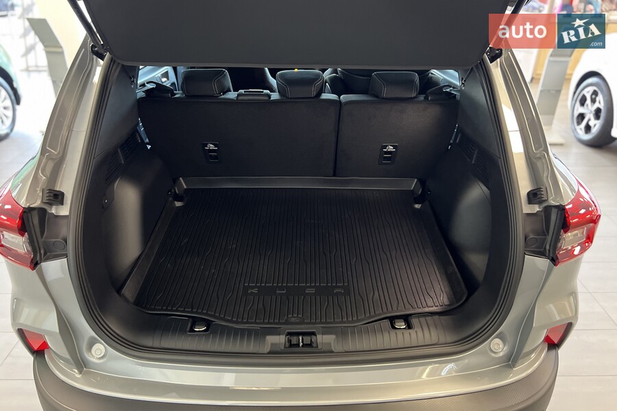 Ford Kuga - фото 10