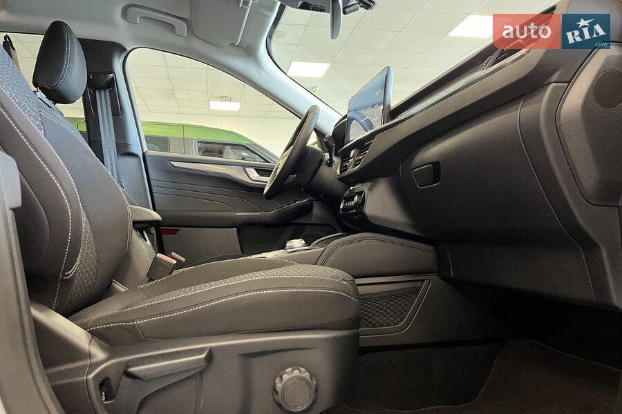 Ford Kuga - фото 20