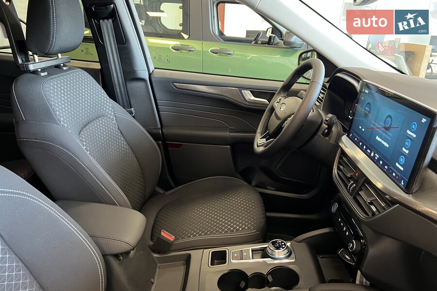 Ford Kuga - фото 21