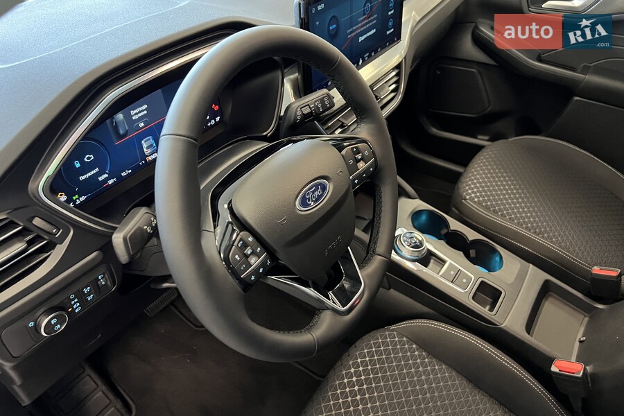 Ford Kuga - фото 15