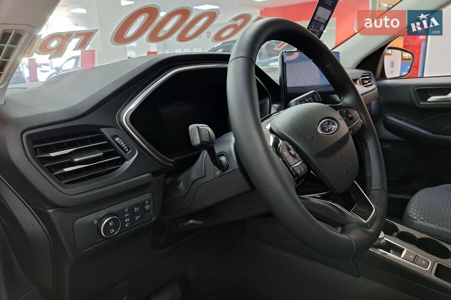 Ford Kuga - фото 9