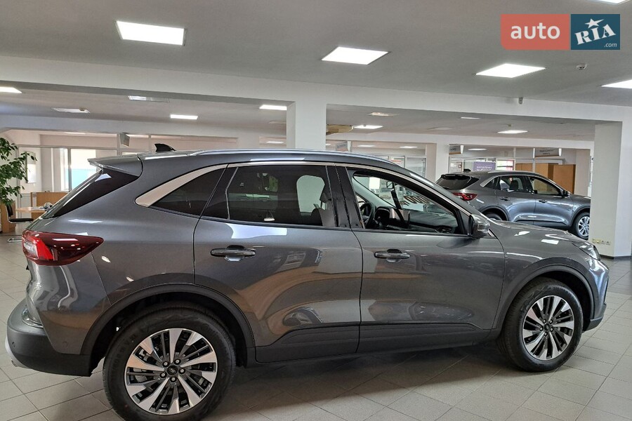 Ford Kuga - фото 3