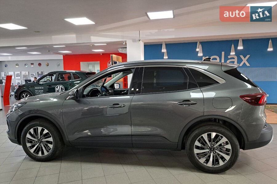 Ford Kuga - фото 4