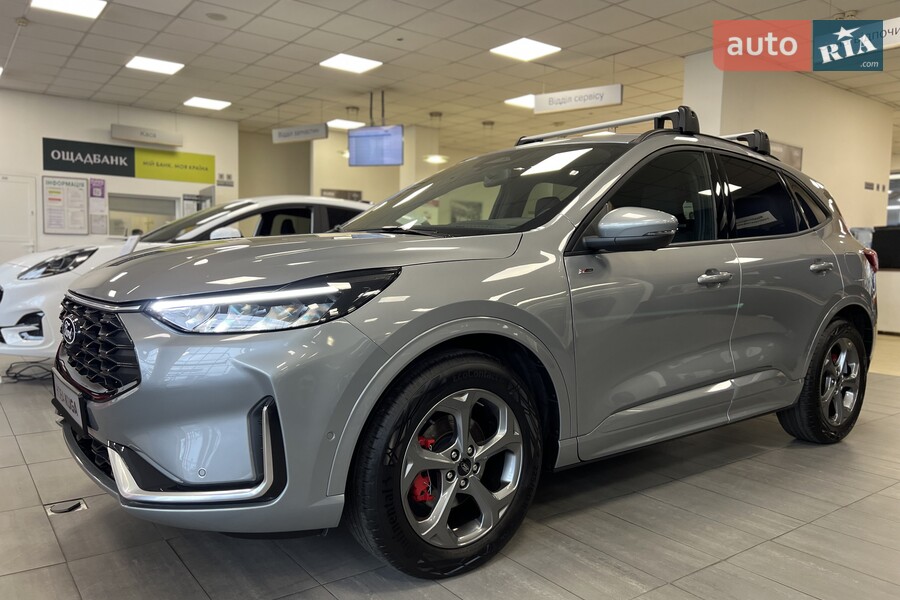 Ford Kuga - фото 8