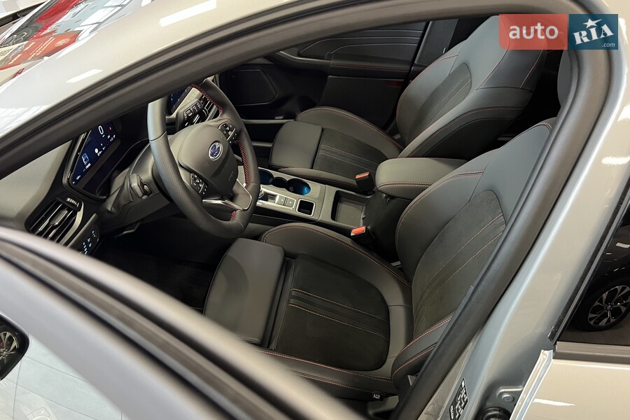 Ford Kuga - фото 19