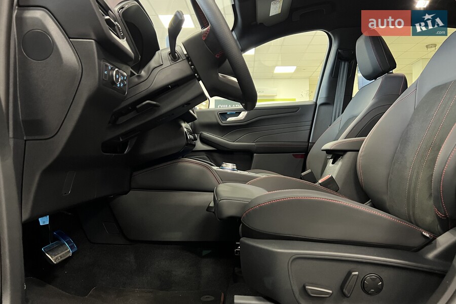 Ford Kuga - фото 22