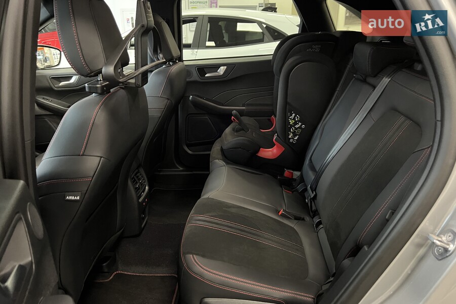 Ford Kuga - фото 24