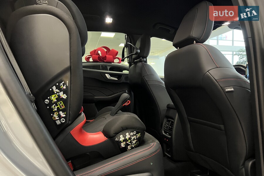 Ford Kuga - фото 27