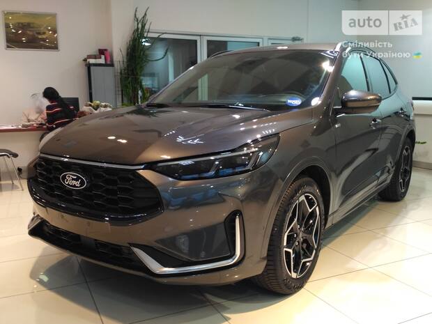 Ford Kuga 2025