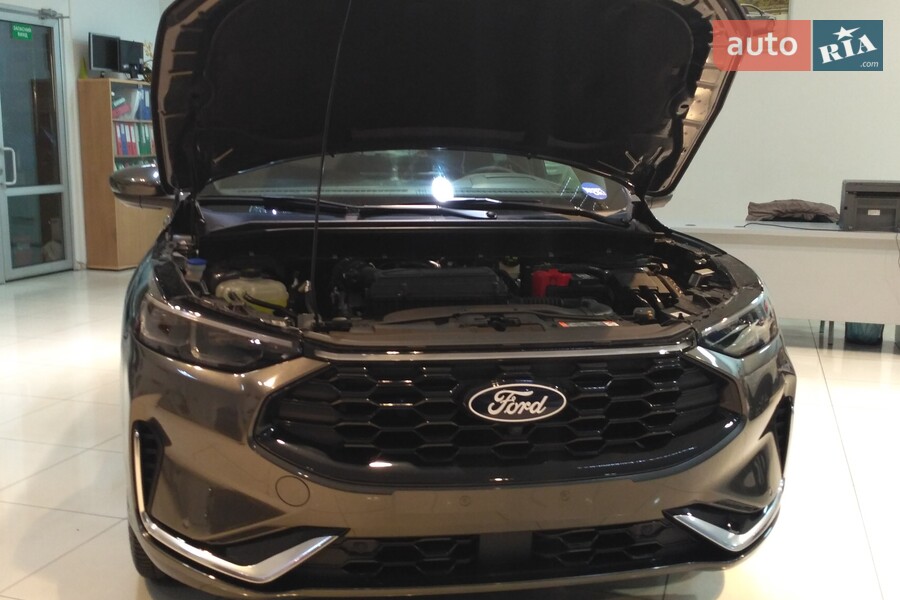 Ford Kuga - фото 16