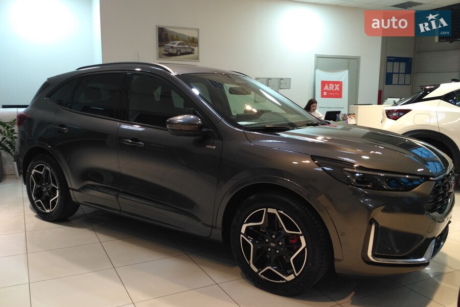 Ford Kuga - фото 3