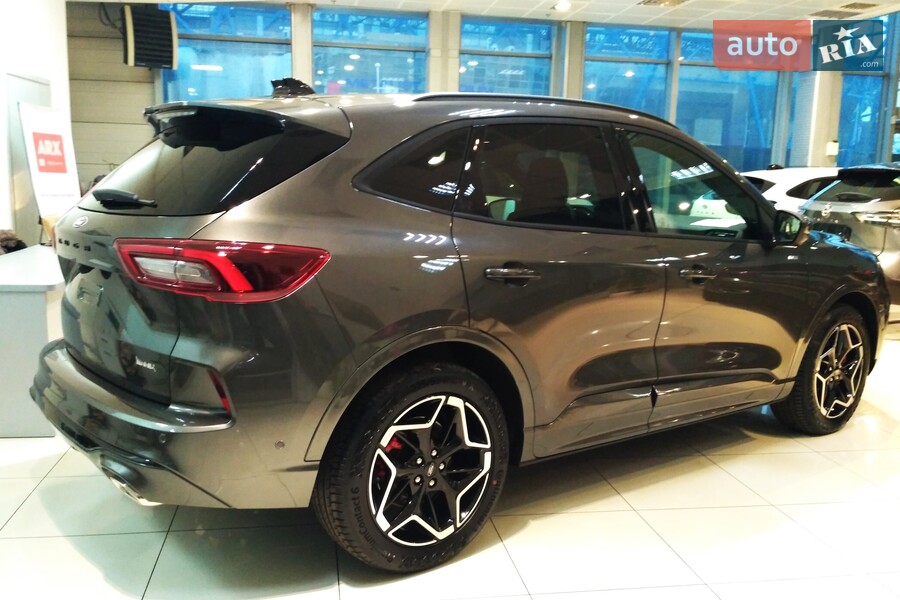 Ford Kuga - фото 5