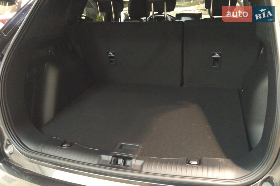 Ford Kuga - фото 7