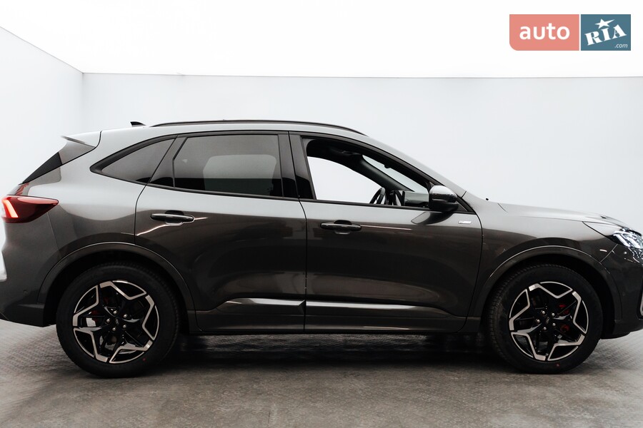 Ford Kuga - фото 4