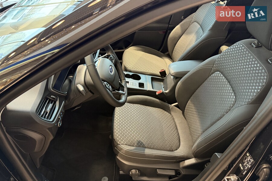 Ford Kuga - фото 21