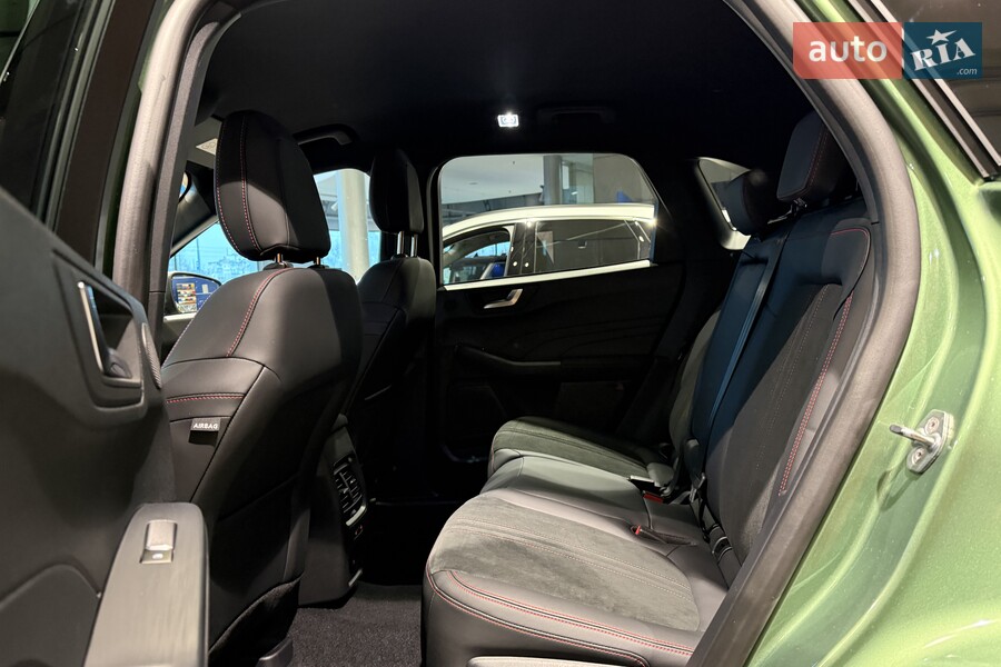 Ford Kuga - фото 12