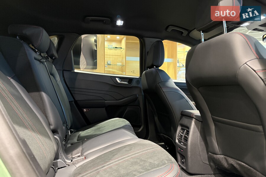 Ford Kuga - фото 15