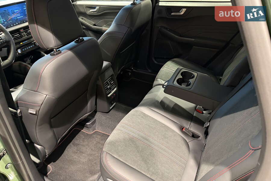 Ford Kuga - фото 22