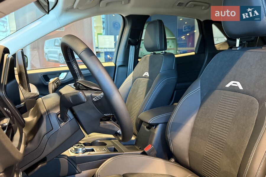 Ford Kuga - фото 14