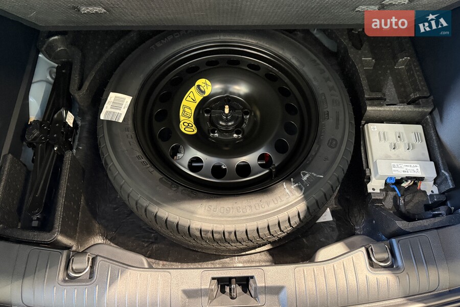 Ford Kuga - фото 25