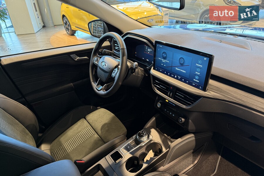 Ford Kuga - фото 30