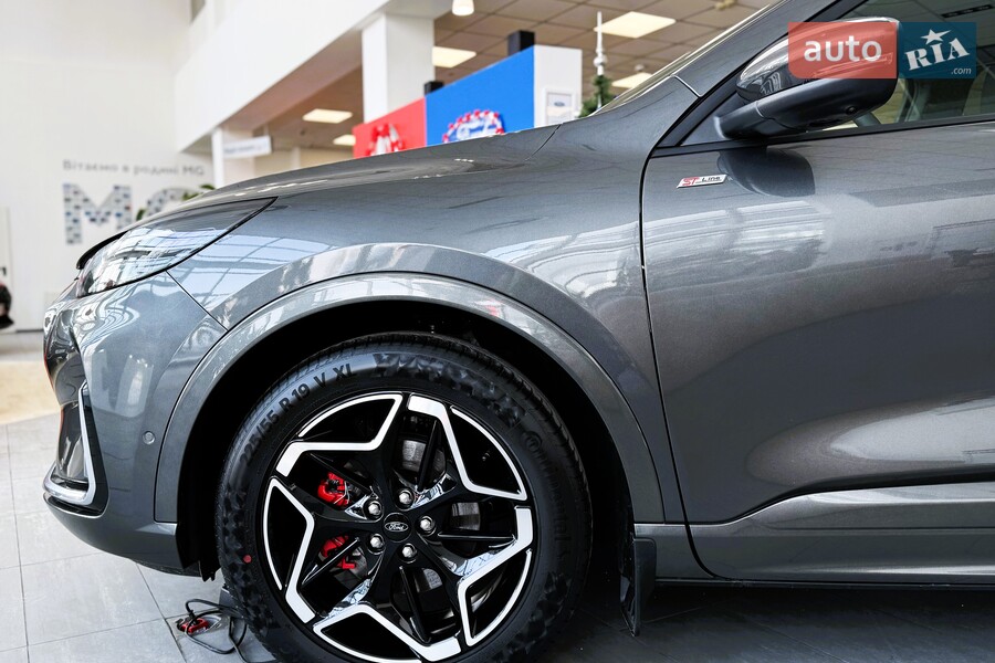 Ford Kuga - фото 9