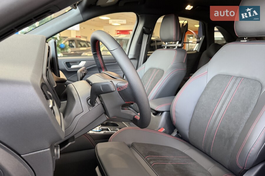 Ford Kuga - фото 13