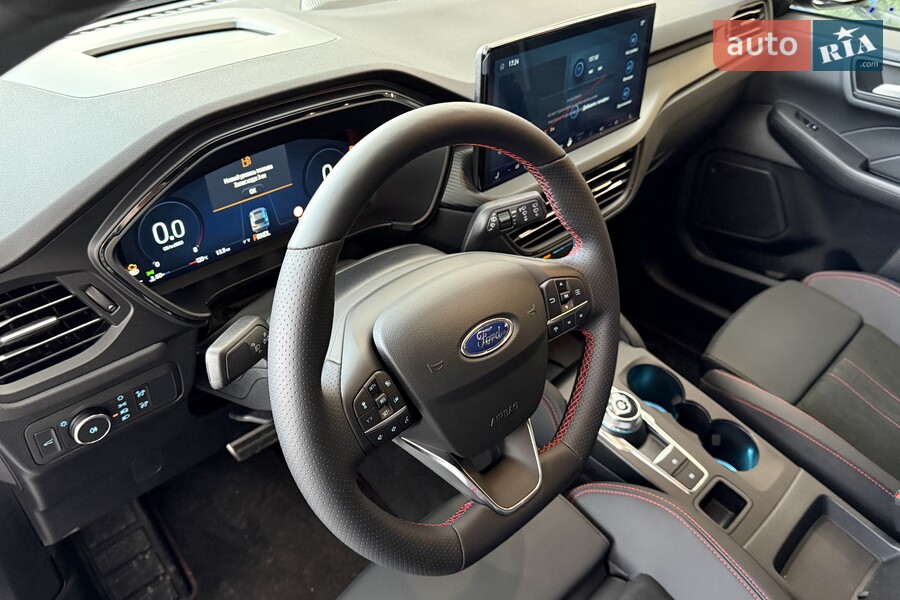 Ford Kuga - фото 12