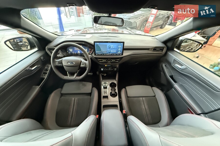Ford Kuga - фото 15
