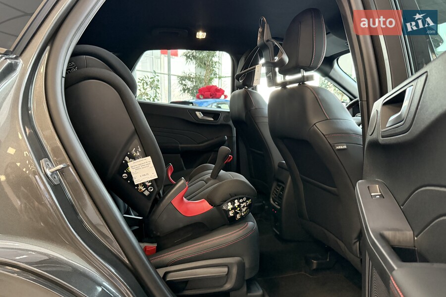 Ford Kuga - фото 16