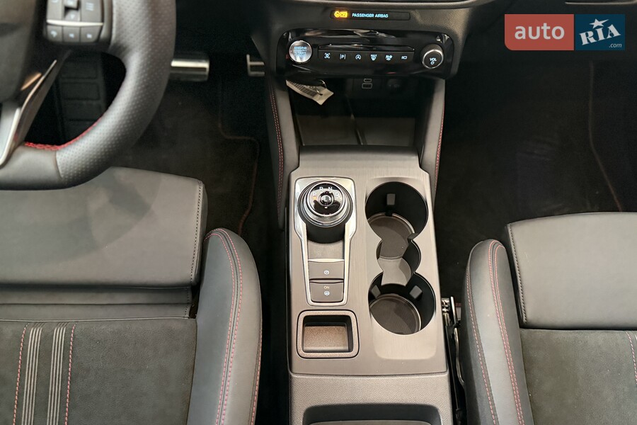 Ford Kuga - фото 21