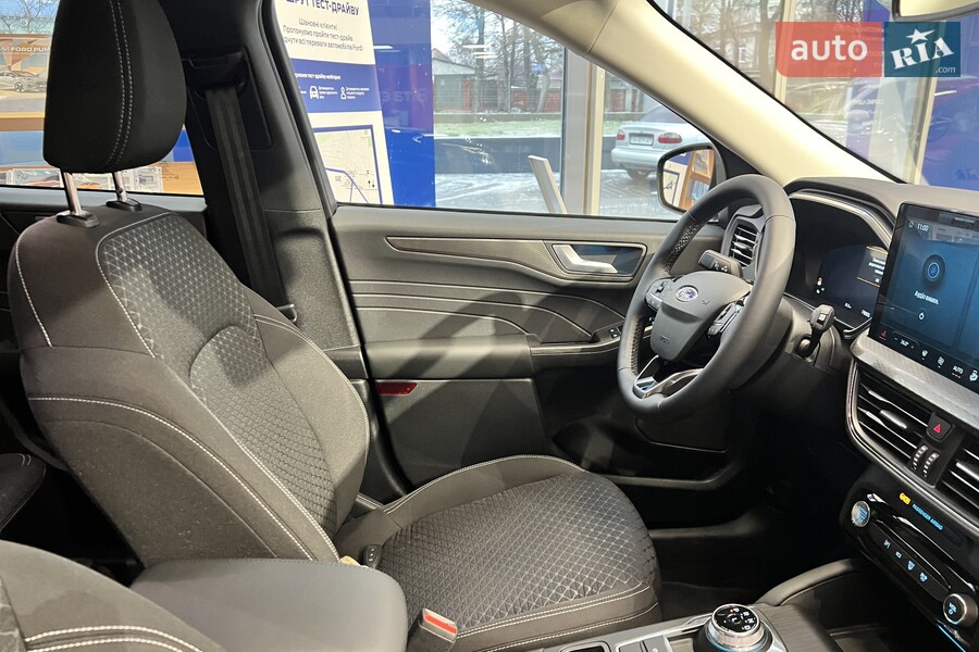 Ford Kuga - фото 30