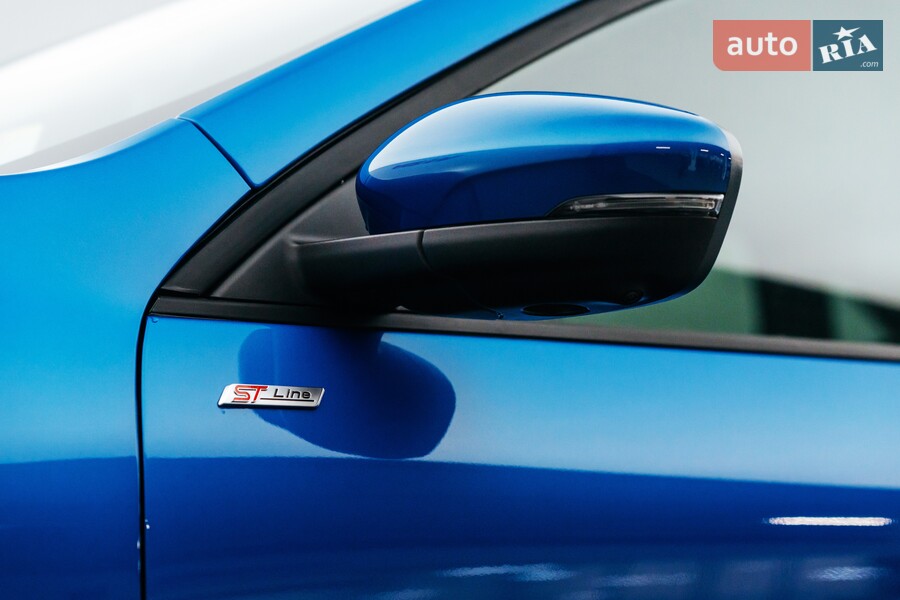 Ford Kuga - фото 9