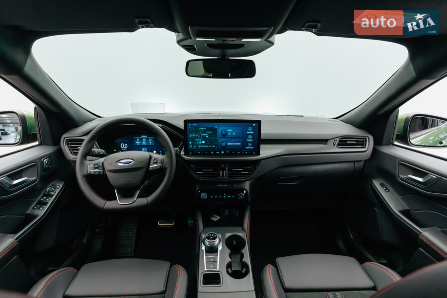 Ford Kuga - фото 11