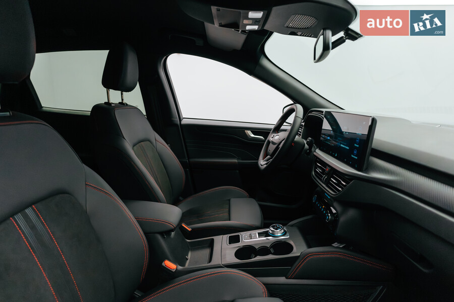 Ford Kuga - фото 19