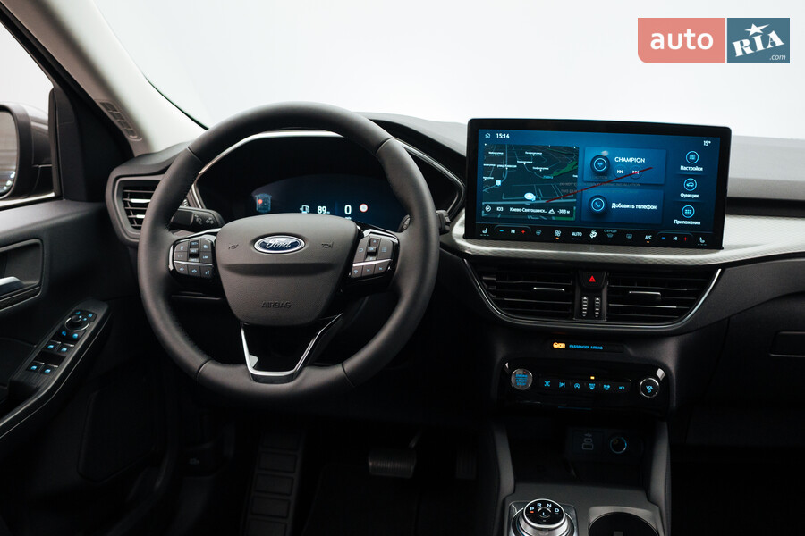 Ford Kuga - фото 14