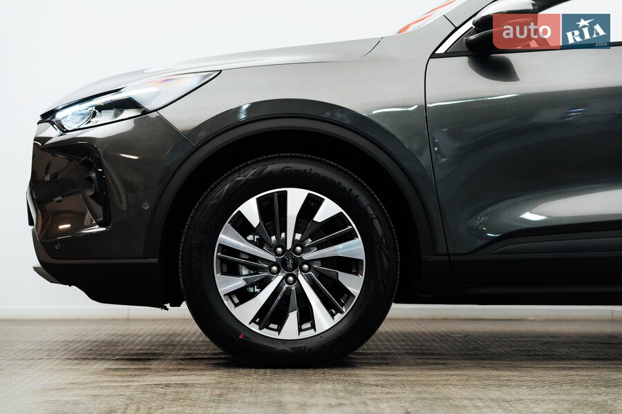 Ford Kuga - фото 9